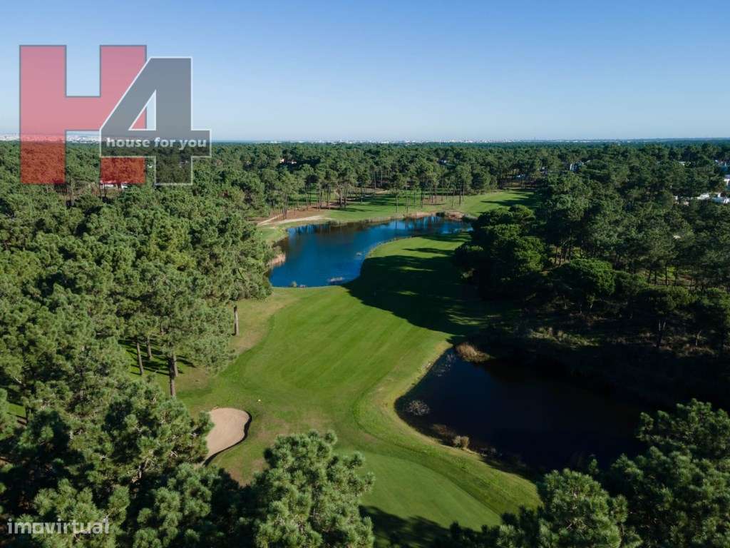 Herdade da Aroeira moradia independente T4-36