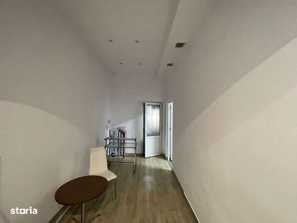 Spatiu comercial, 35mp, Calea Bucuresti, zona McDonald's - Imagine principală: 3/13