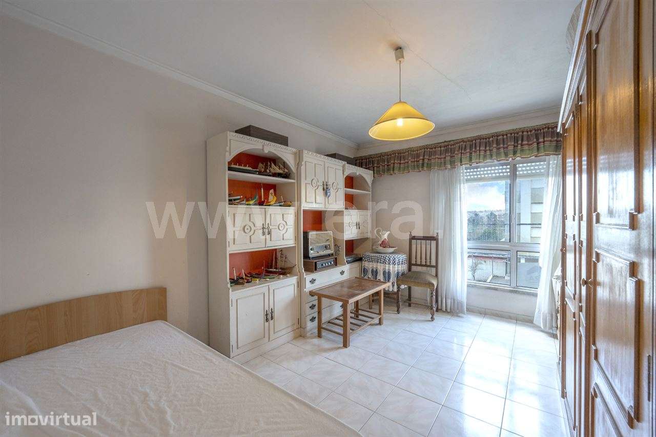 Apartamento T2; Laranjeiro-9