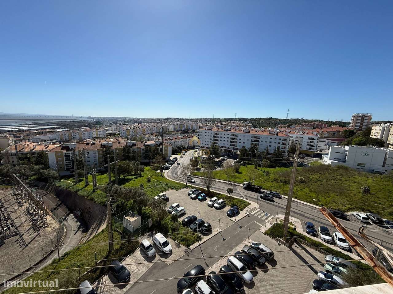 T3  BOA LOCALIZAÇÃO  COM  ESTACIONAMENTO FRENTE E TRASEIRA  DO IMÓVEL-18
