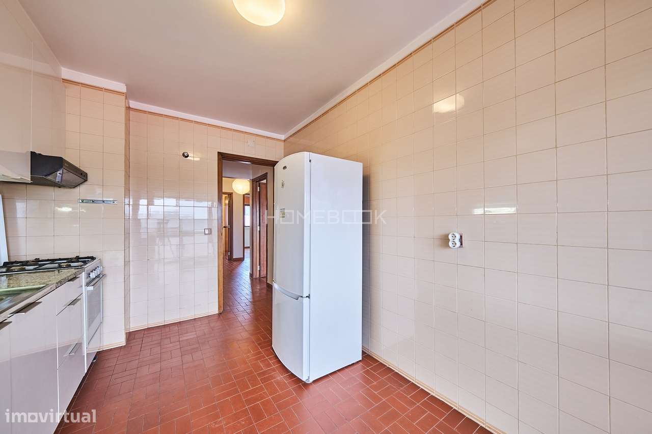 T2 Telheiras - garagem - cozinha equipada - Grande imagem: 4/26