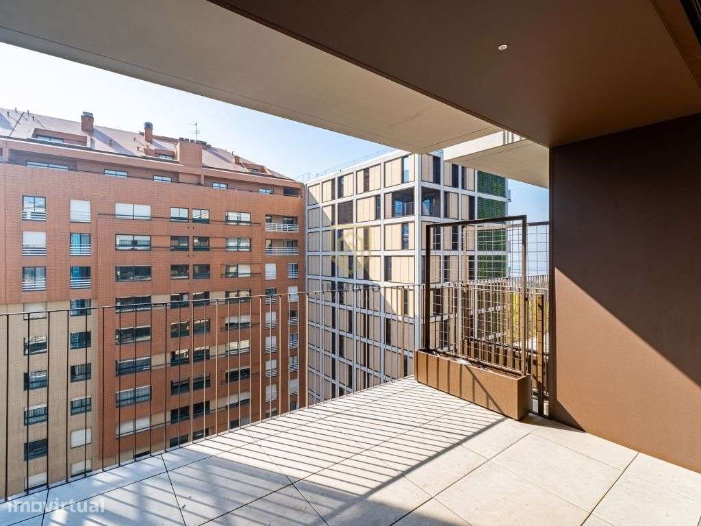 T3 Novo, varanda panorâmica com vistas de Rio e Mar! - Grande imagem: 3/22