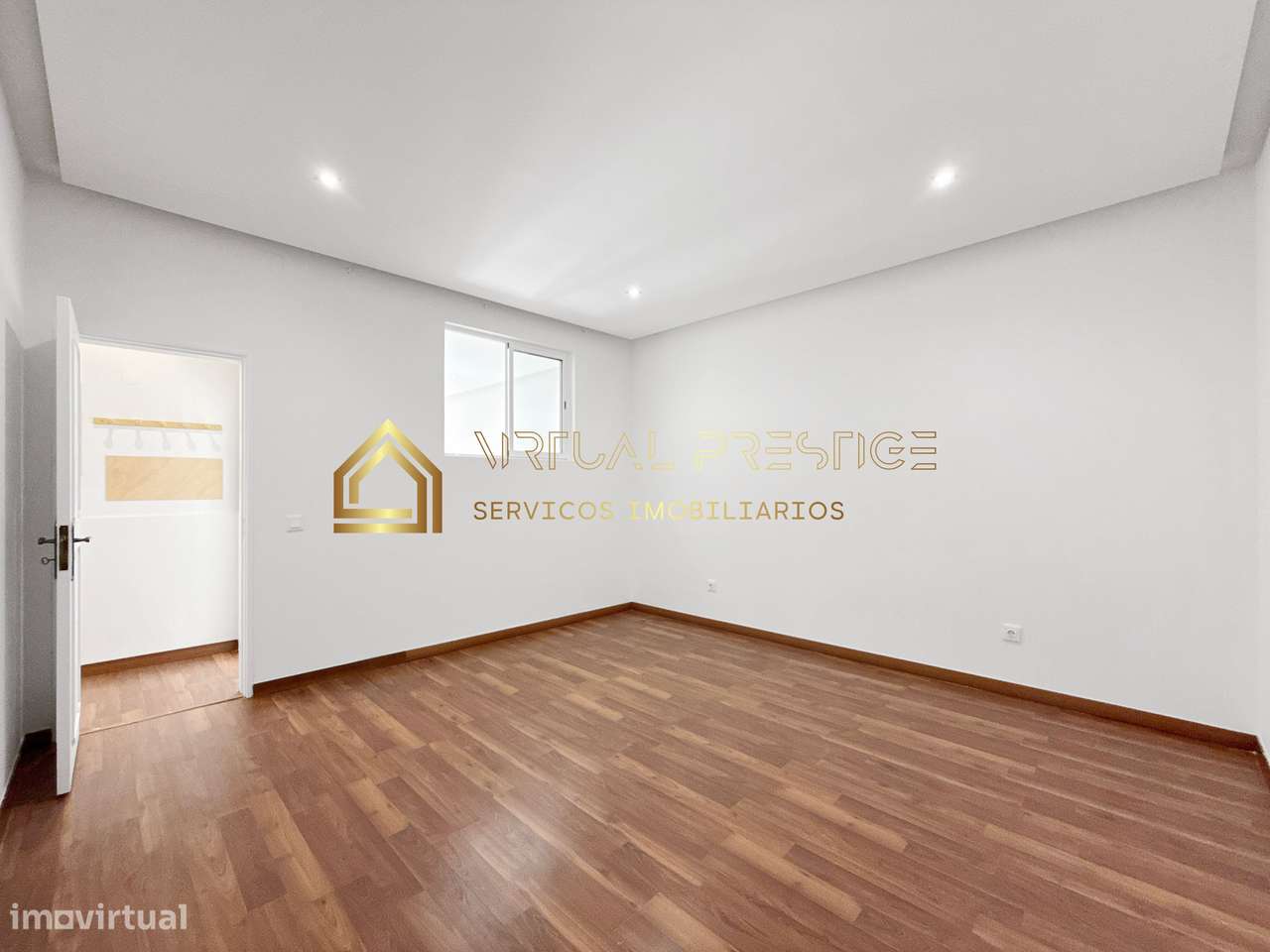 T1 Remodelado com Quintal de 42m² em Camarate-9