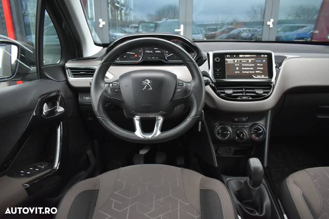 Peugeot 2008 1.6 e-HDi FAP STT Allure - 7