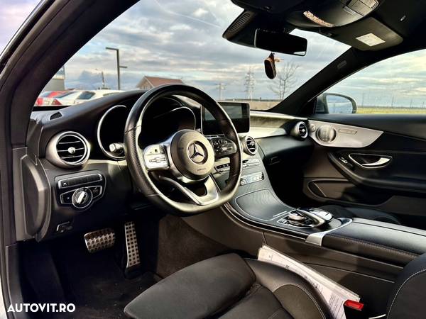 Mercedes-Benz C 300 Coupe Aut. - 13