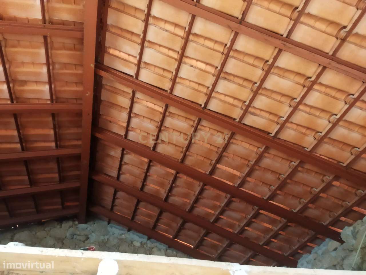 Terreno Urbano com arrecadação em Aldeia do Bispo, Penamacor - Grande imagem: 4/9