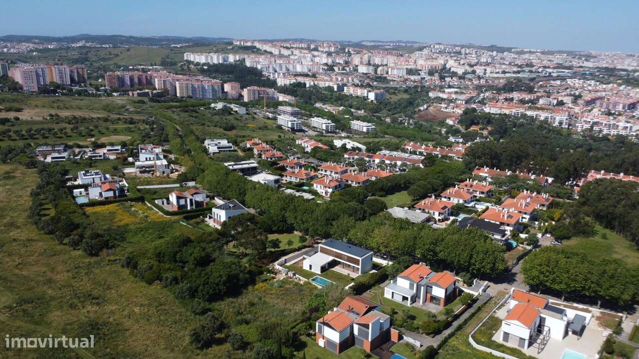 Moradia Contemporânea T5 no Oeiras Golf & Residence-42