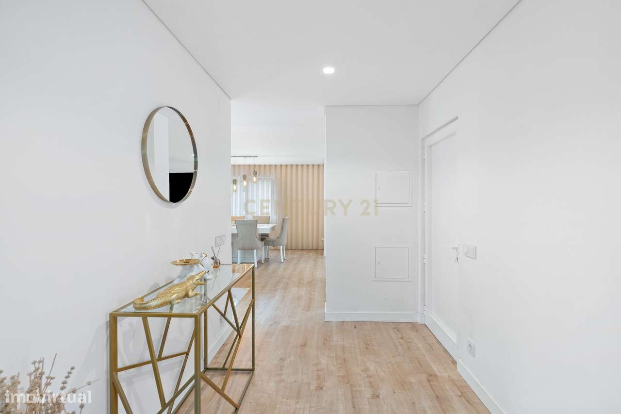 MORADIA Isolada com entradas Independentes.-16