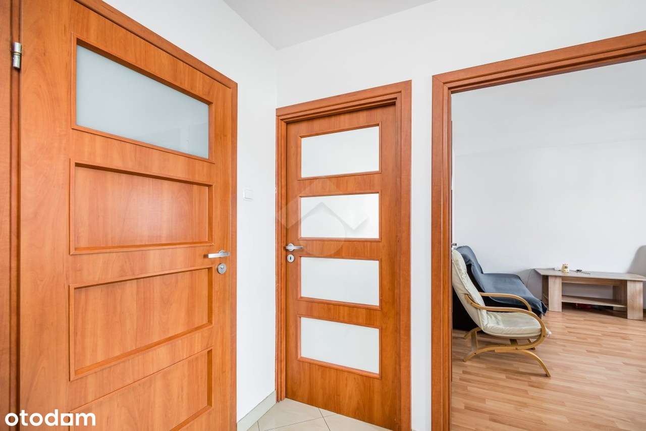 Dwupokojowe mieszkanie z balkonem i osobną kuchnią-8