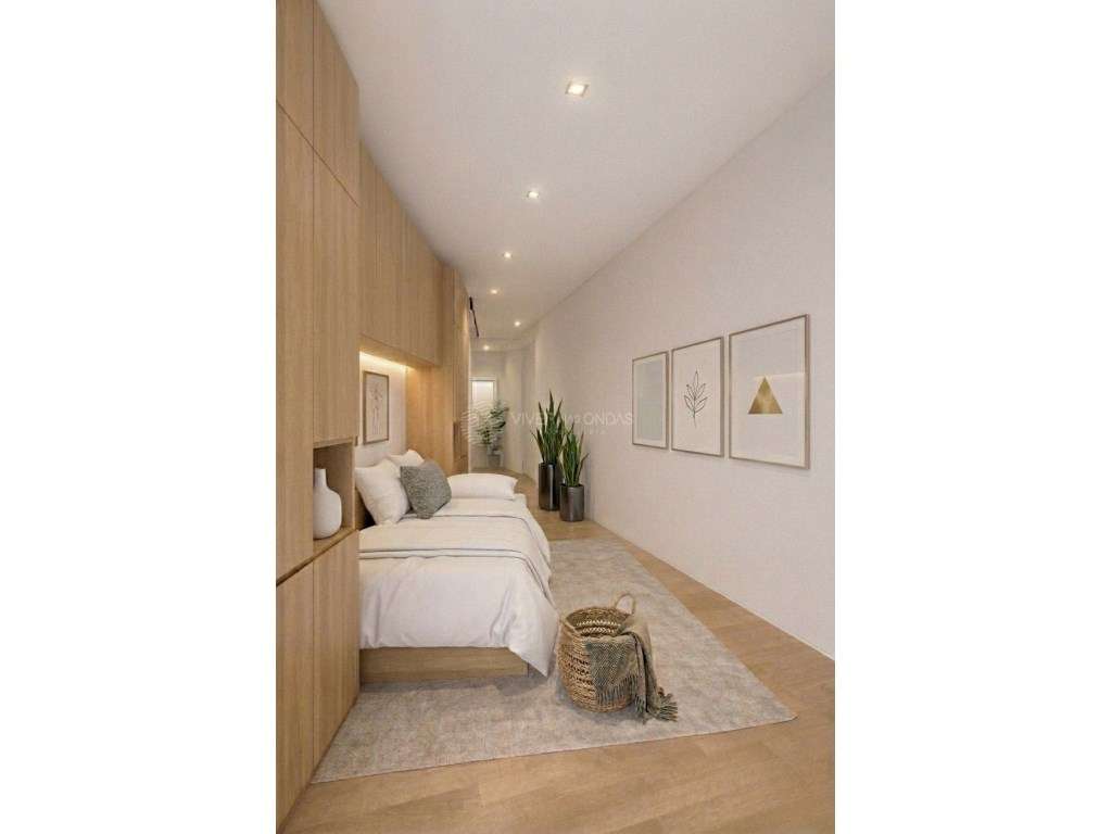 T2 Duplex c/ duas varandas no coração da Costa da Caparica. - Grande imagem: 3/47