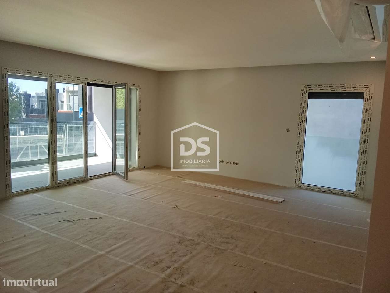 Apartamento T2 Venda em Alverca do Ribatejo e Sobralinho,Vila Franca d - Grande imagem: 5/33