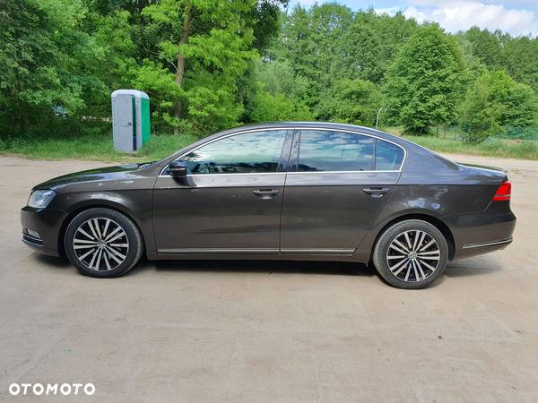 Volkswagen Passat 2.0 TDI 4Mot Highline DSG - 3