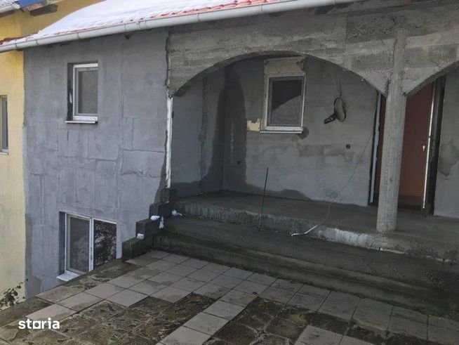 Casă / Vilă cu 1 camere de vânzare, Racaciuni-16