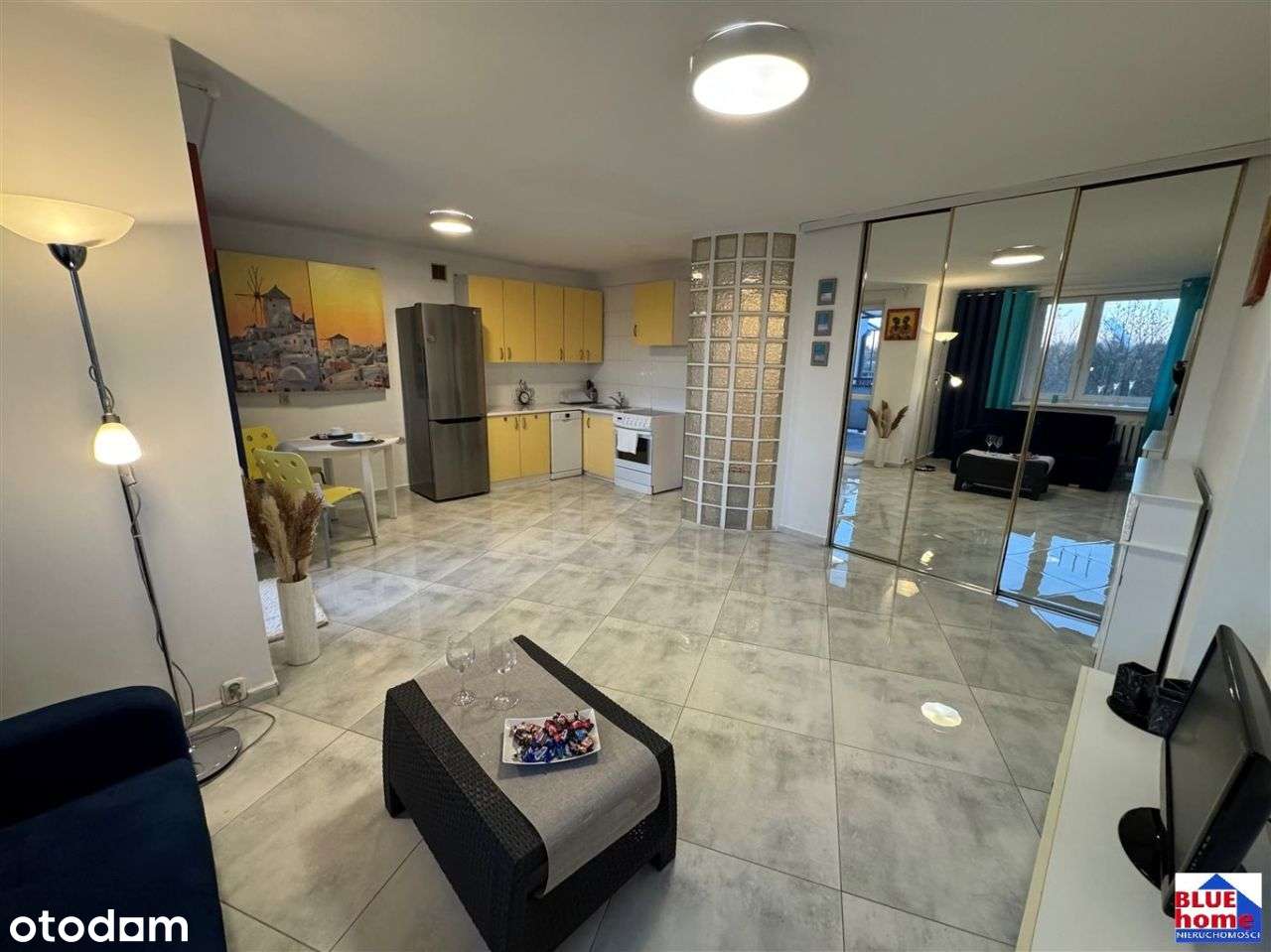 2 pokoje z balkonem i pięknym widokiem-2