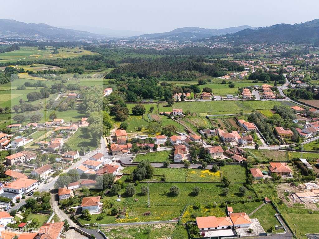 Lote para Construção a 10 minutos de Ponte de Lima-12