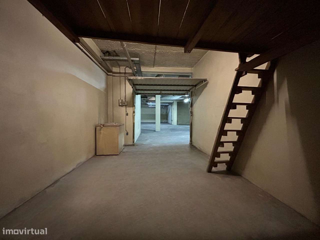 Armazém/ Garagem Individual 28 m2 C/ contador Eletricidade Autónomo - Grande imagem: 2/10