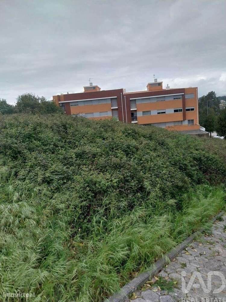 Terreno para construção em Argoncilhe de 869,00 m2 - Grande imagem: 1/7