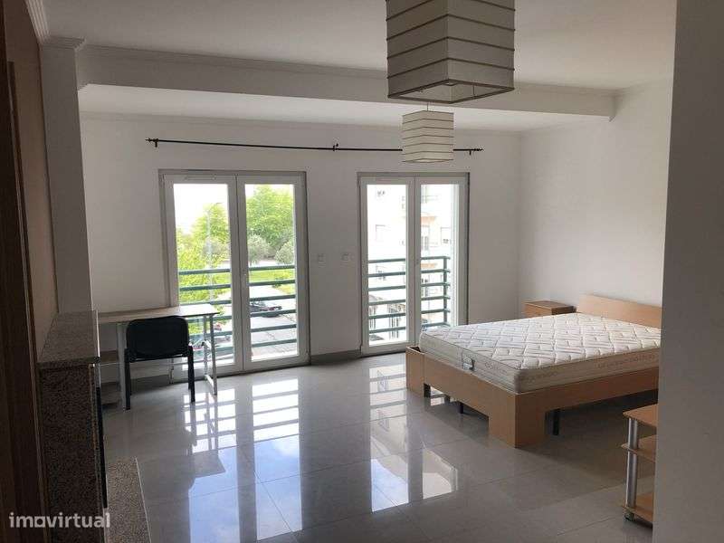 Apartamento na Av Anil T2 - Grande imagem: 4/8