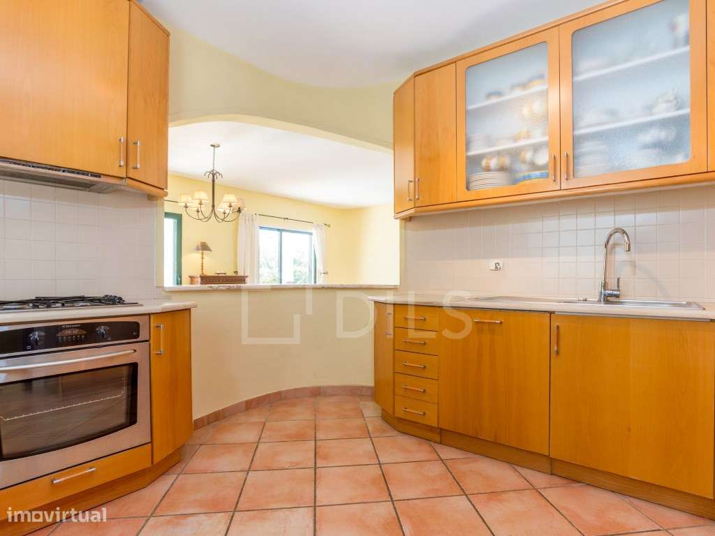 Moradia T4 com jardim e piscina, em Vilamoura, Algarve - Grande imagem: 5/44