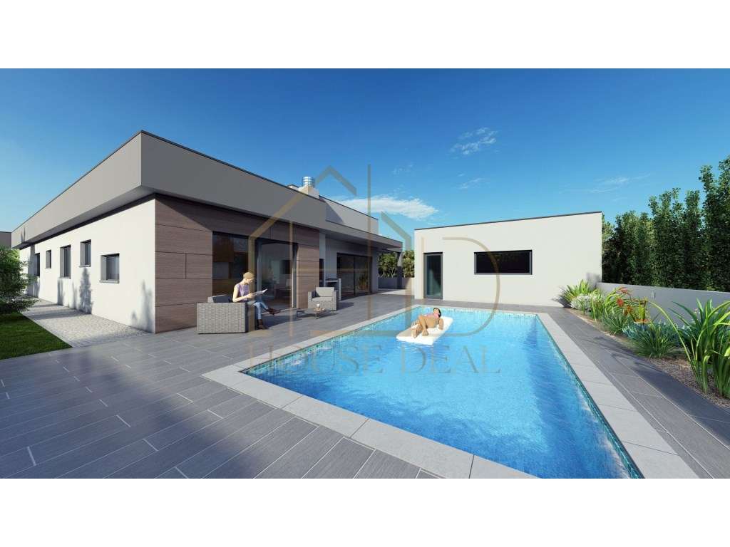 Esplendida Moradia Isolada T5 Com Garagem E Piscina Azeitao