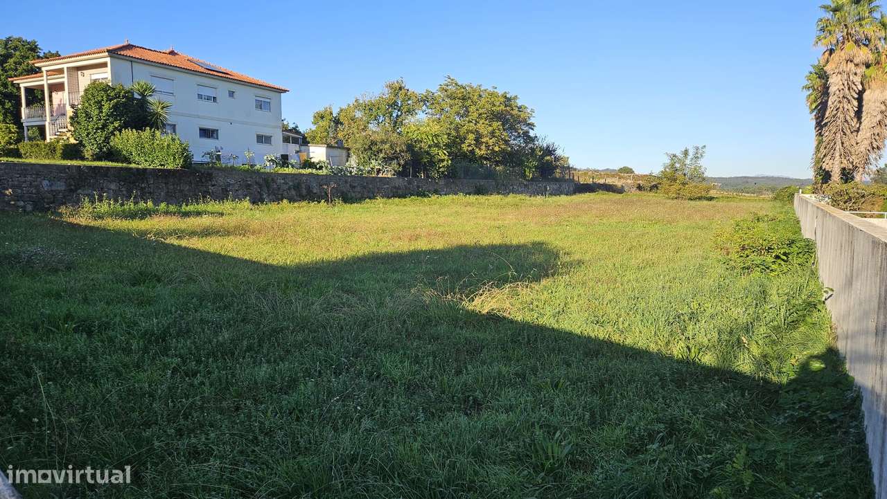 TERRENO EXCELENTE LOCALIZAÇÃO - Grande imagem: 4/10