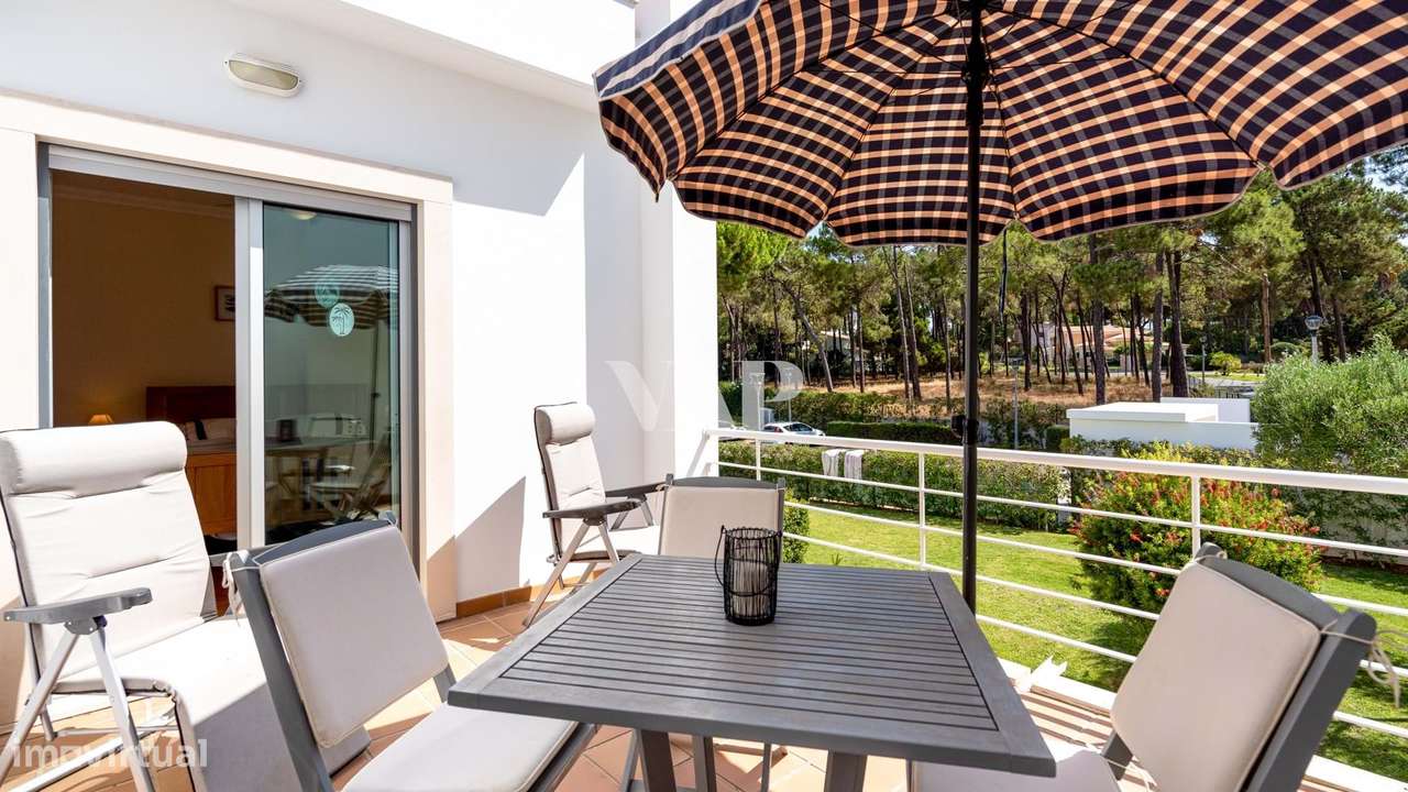 Moradia V3+2 em Condomínio Fechado com Vista Mar em Vilamoura-18