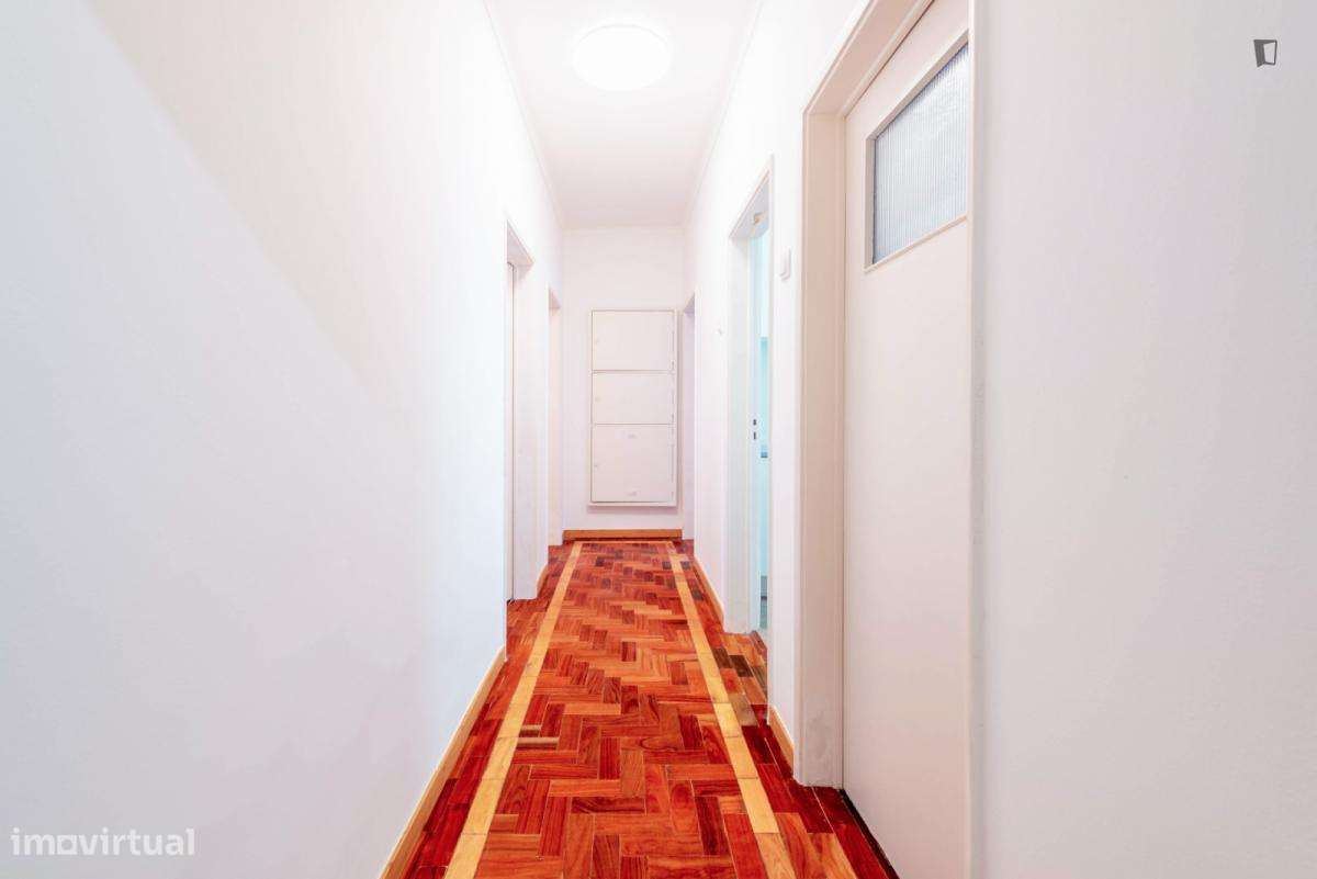 Quarto - localizado em Telheiras Lisbon - Grande imagem: 5/8