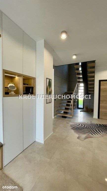 Piękny, nowoczesny dom do wprowadzenia!-15