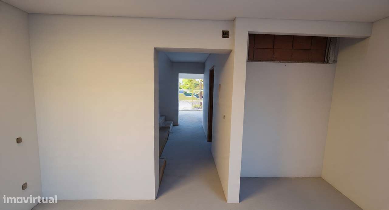 Moradia T3 moderna com vista deslumbrante para a Serra da Arrábida-7