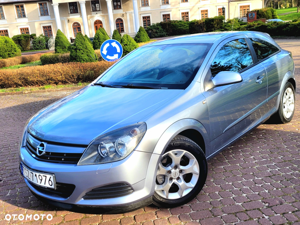 Opel Astra III GTC 1.6 Sport - 9