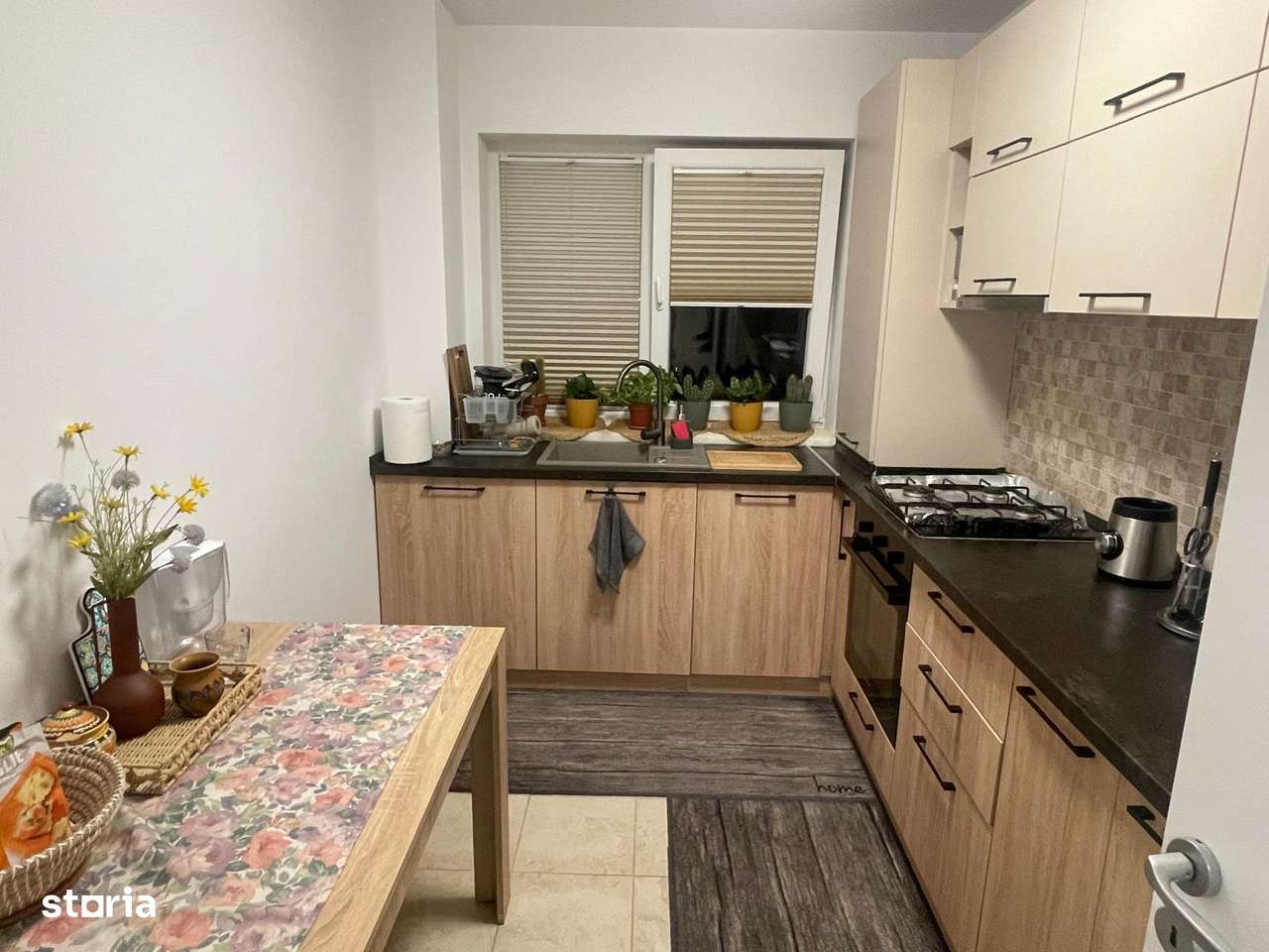 Exclusivitate! Vindem 2 camere Sanpetru ,,Sub Cetate"-5