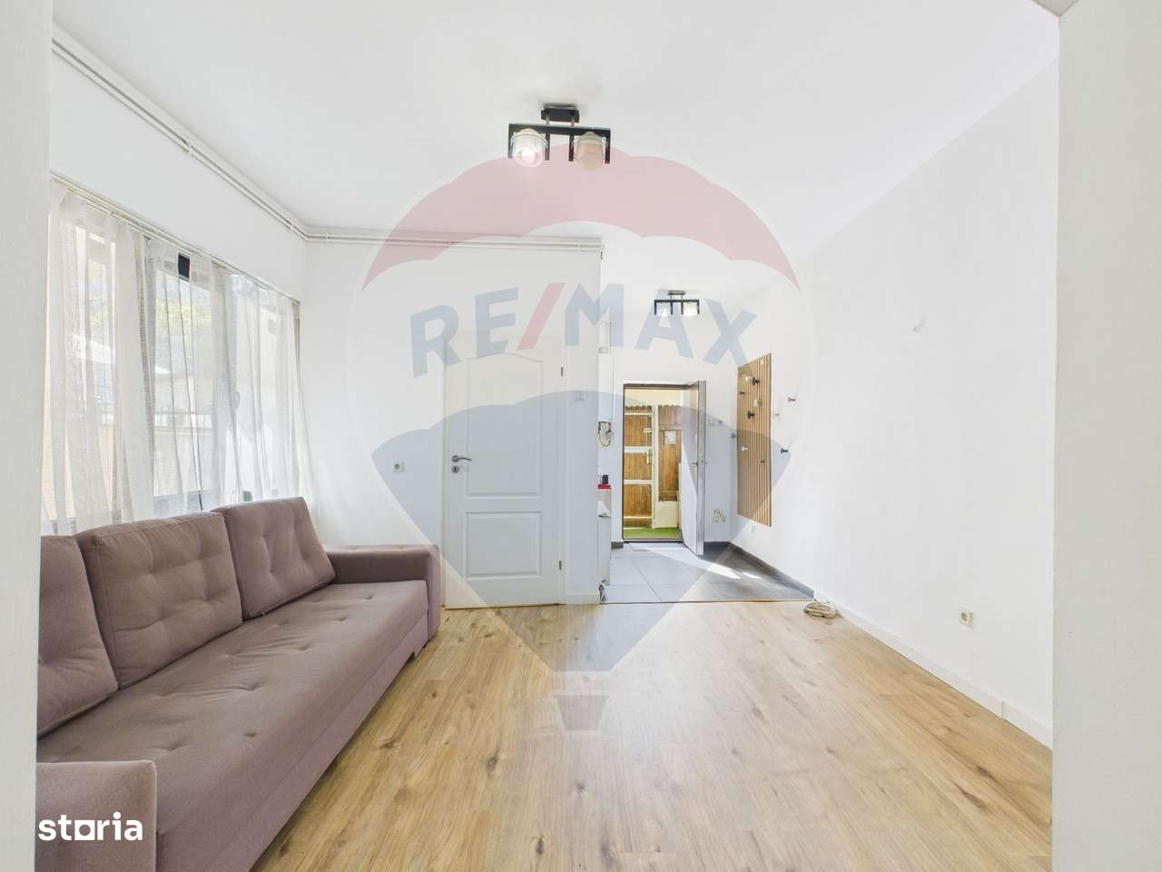 Casă / Vilă cocheta cu 3 camere - de vanzare - zona Basarab - Imagine principală: 4/20