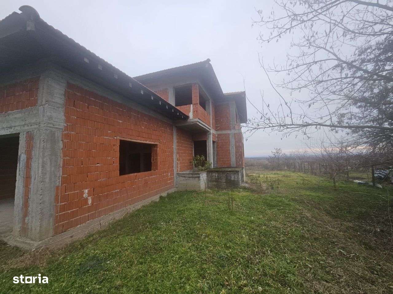 De vânzare – Casă în roșu, situată central în Roșiori - Imagine principală: 5/12