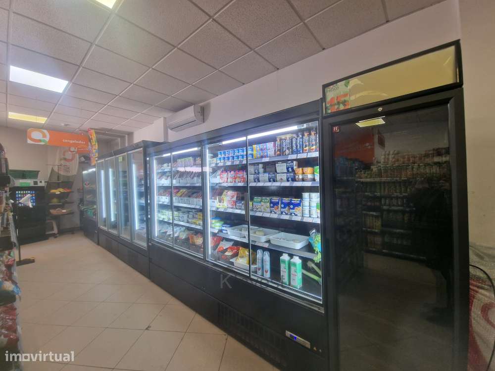 Trespasse Supermercado - Encosta da Marina, Portimão-19
