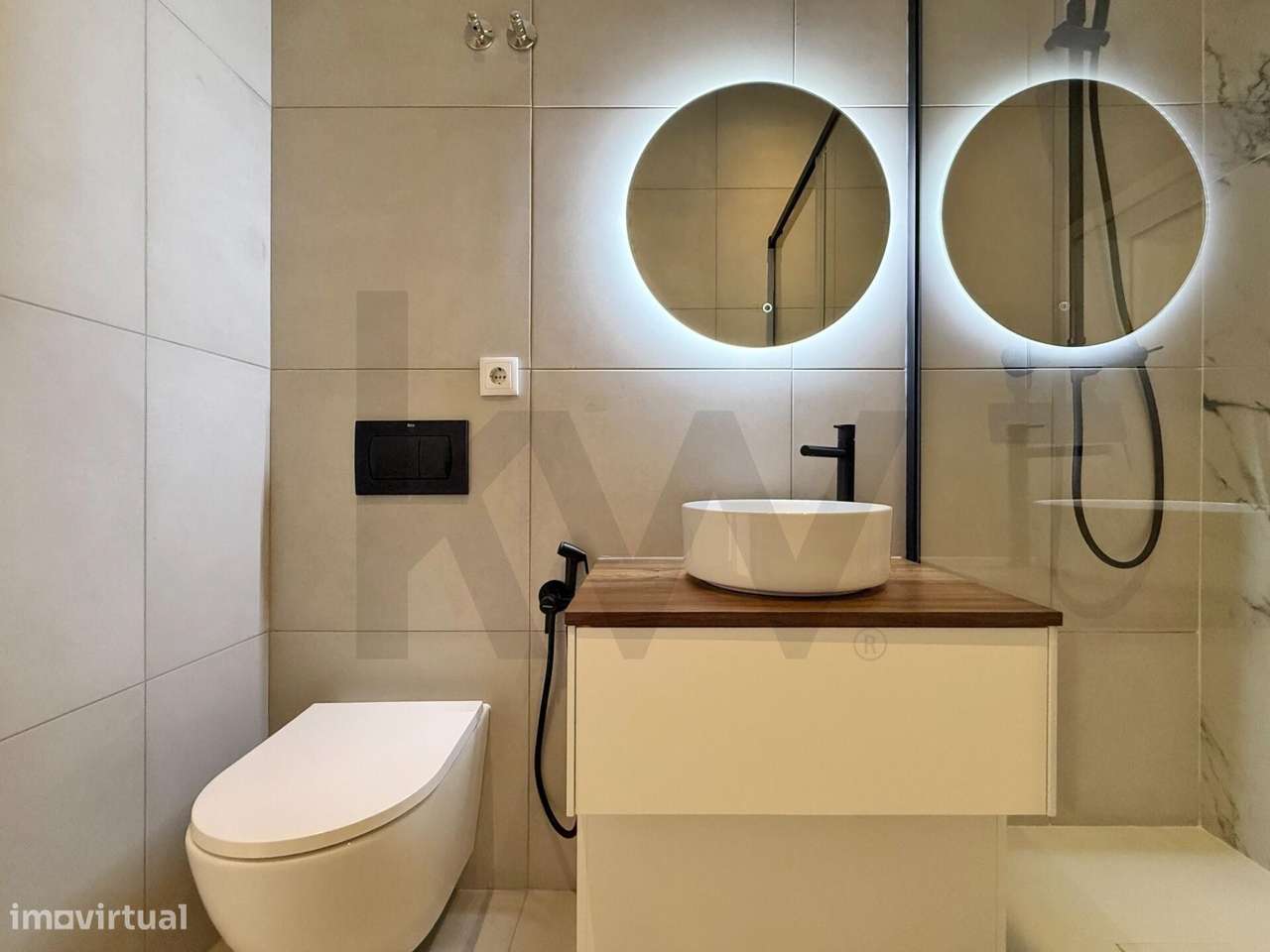 T3 REMODELADO | 2 SUITES | CLOSET | LOGRADOURO 35 m2 | AV. ALMIRANTE R-6