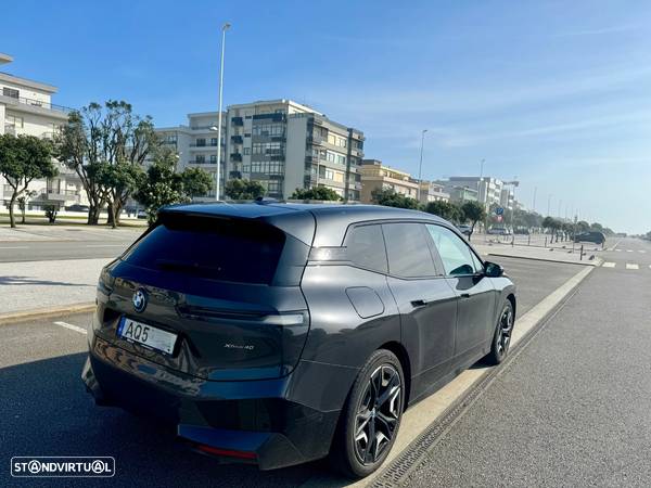 BMW iX xDrive 40 Pack Desportivo - 3