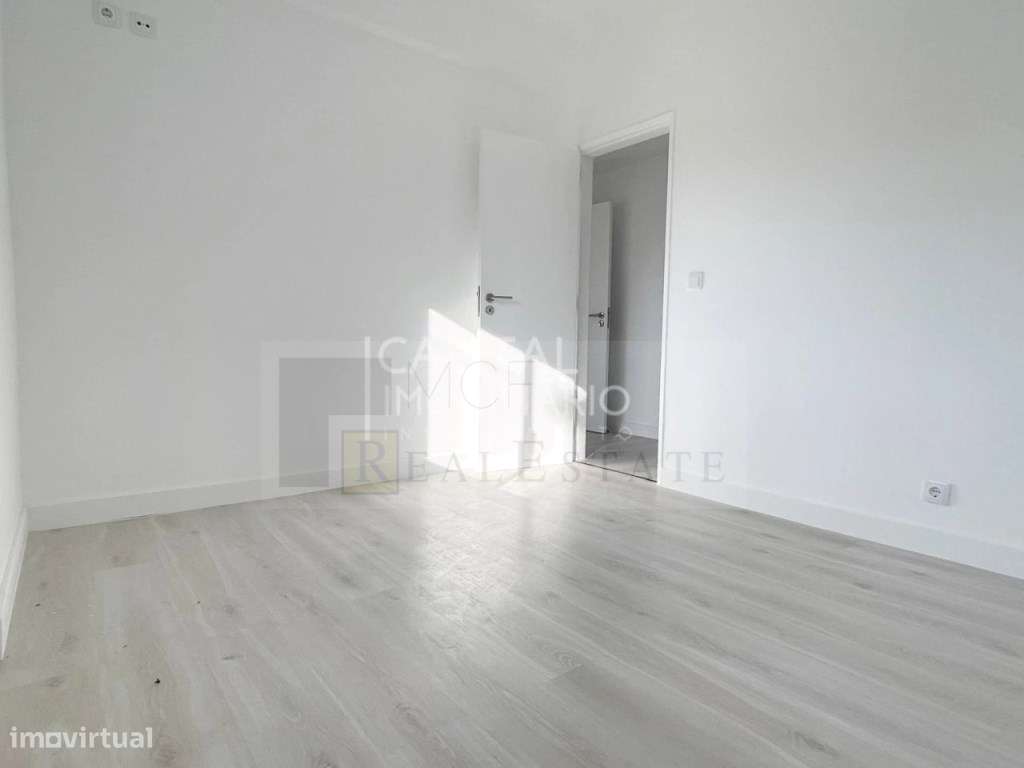 Apartamento T3 totalmente renovado em Setúbal-10