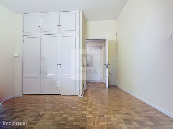 Apartamento T4 com Varandas - Casa da Música, Porto-20