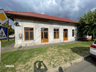 Casă De Vânzare 7 Camere În Cartierul Gai