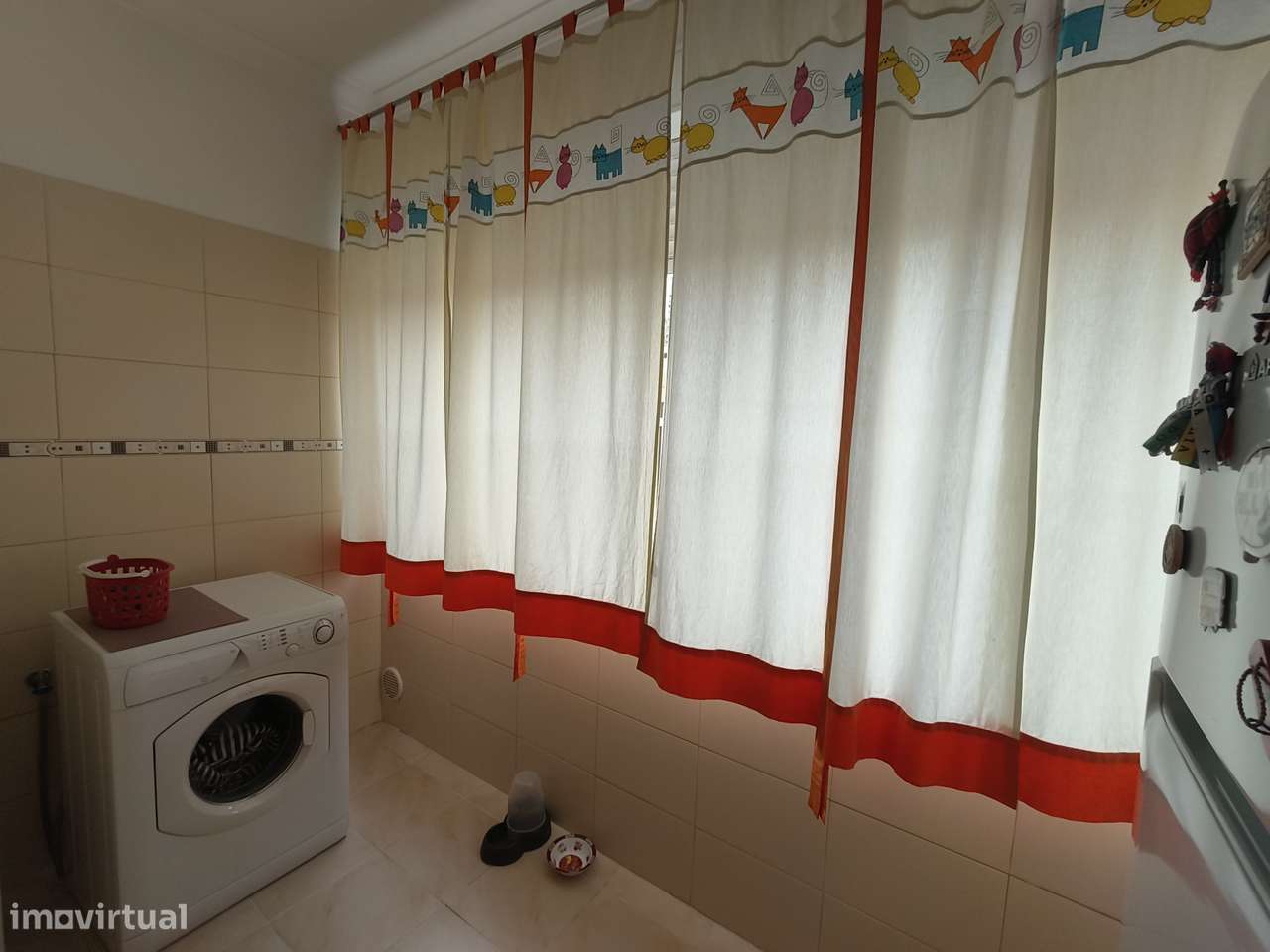 Apartamento T2 com Garagem BOX em Almeirim - Grande imagem: 3/24