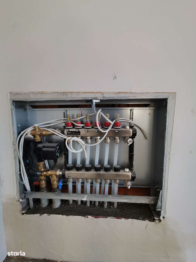 Vila 4 camere  Baneasa | langa lac - Imagine principală: 5/9