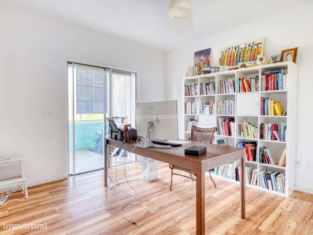 Moradia T5 Remodelada com Painéis Fotovoltaicos - Monte Santos, Sintra-21