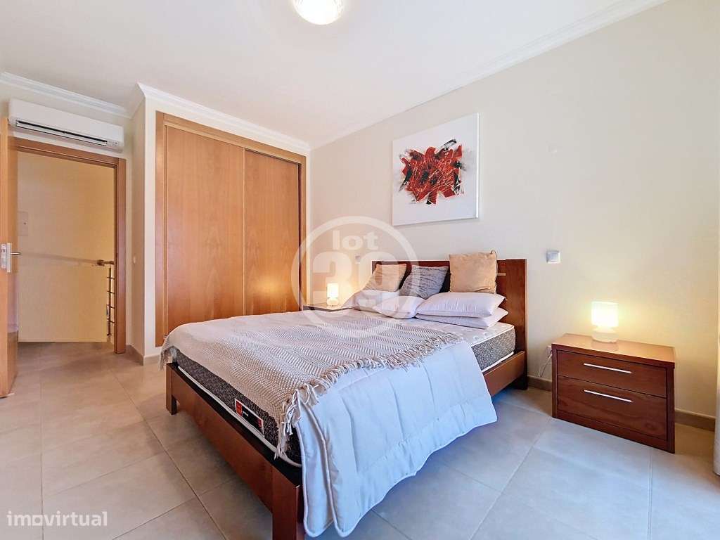 Bonita moradia em banda com 2 quartos, em condominio fechado com gr...-13