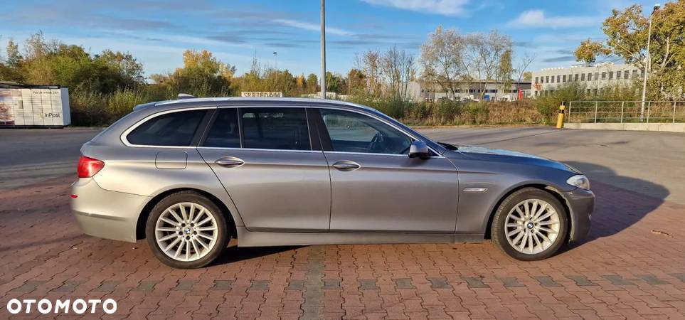 BMW Seria 5 520d Touring - 6