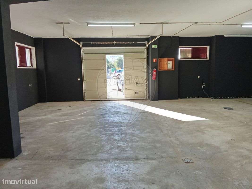 Garagem  para arrendamento - Grande imagem: 2/9