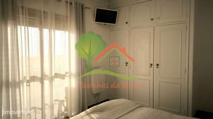 Moradia T5 com Vista de Mar Deslumbrante em Baleia, Carvoeira-14