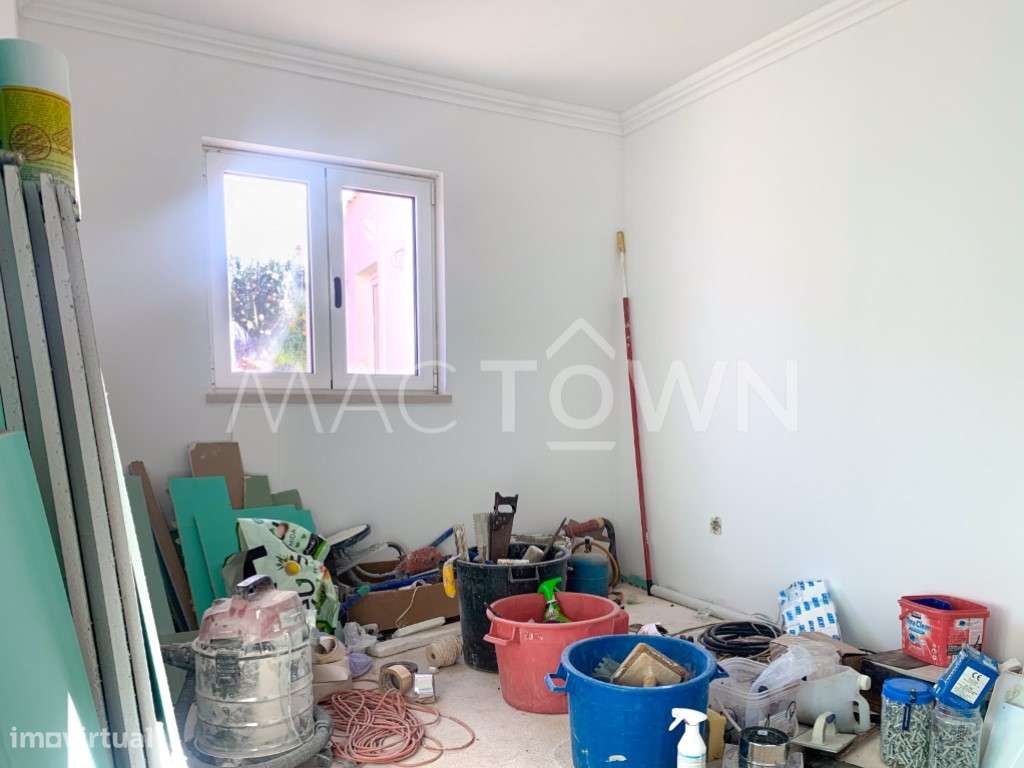 Viva com Conforto e Vista Serra - Moradia Nova na Zibreira-16