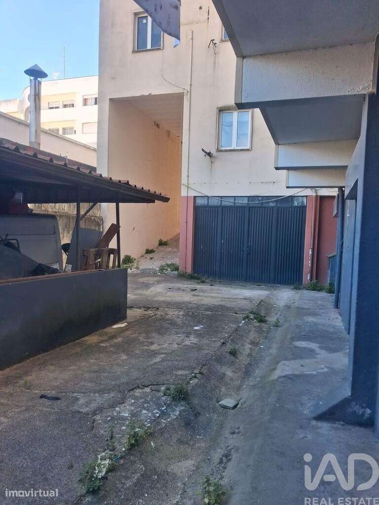 Loja / Estabelecimento Comercial em Alcobaça e Vestiaria de 144,00 m2 - Grande imagem: 3/10