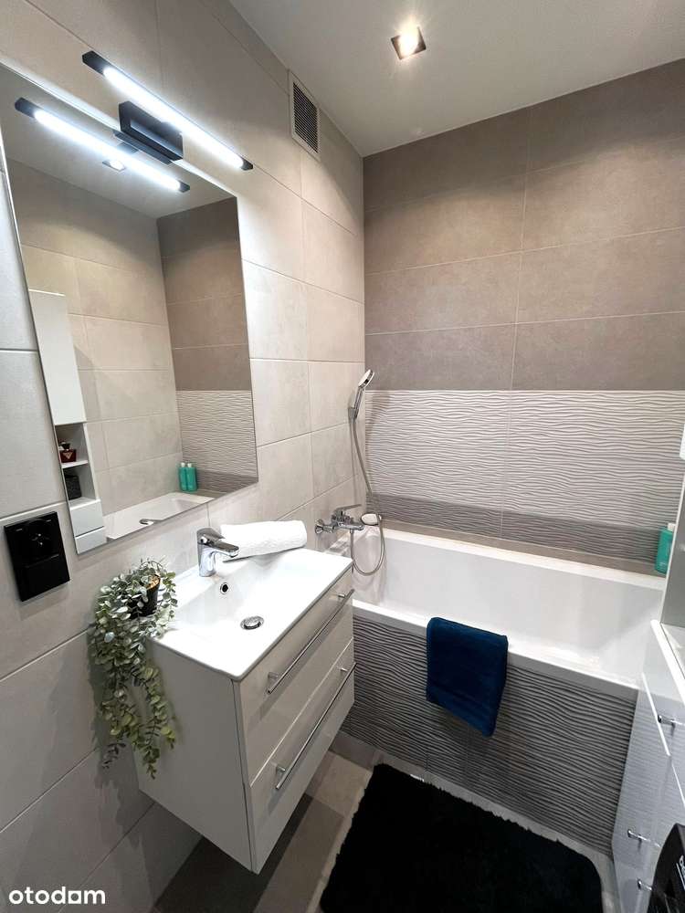 Przestronne 3 pokoje z dużym balkonem – Twoja oaza na 4 piętrze!-3