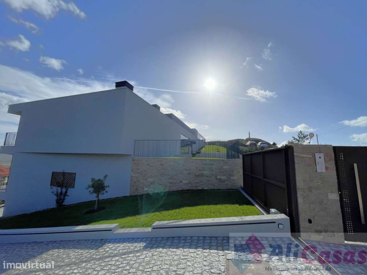 Excelente T3 C/terraço e Jacuzzi Privado- Vista para a Baía-24